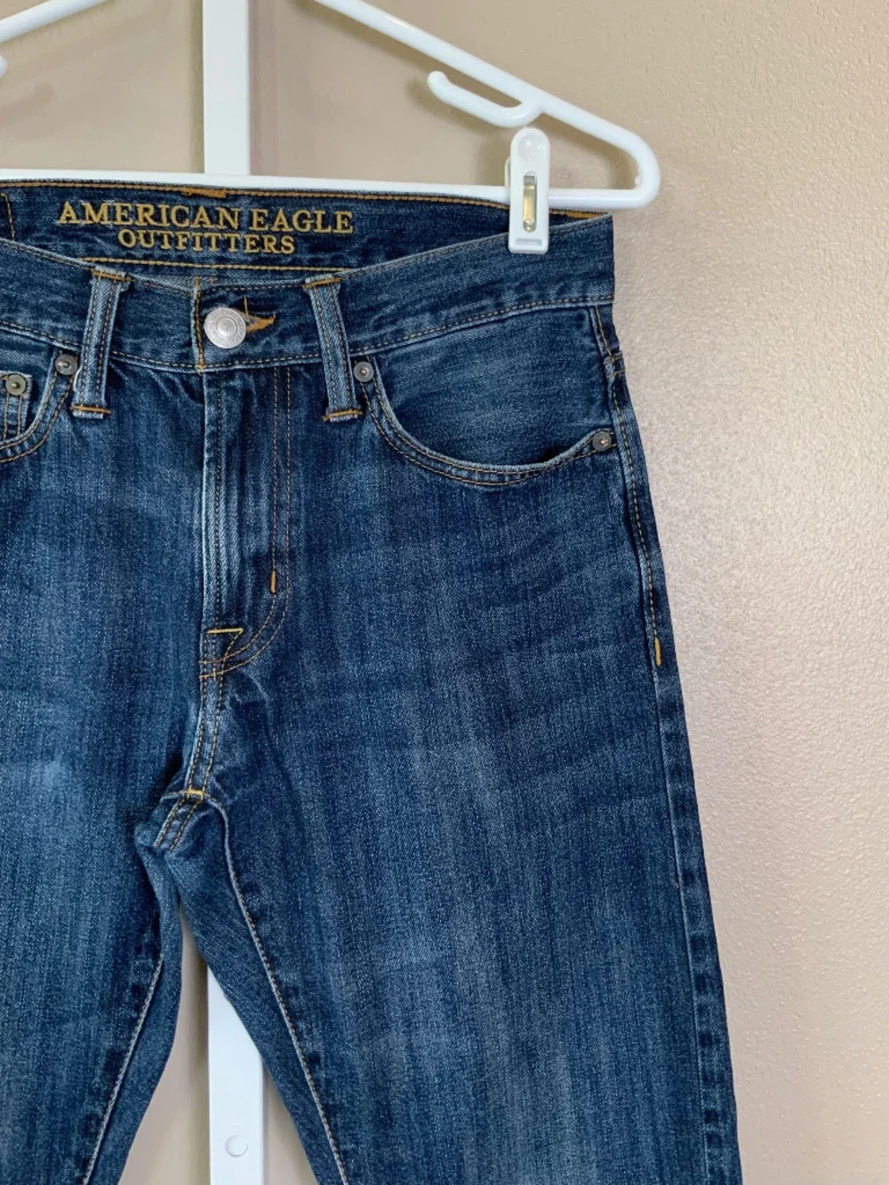 American Eagle Distressed Wash Slim Jeans